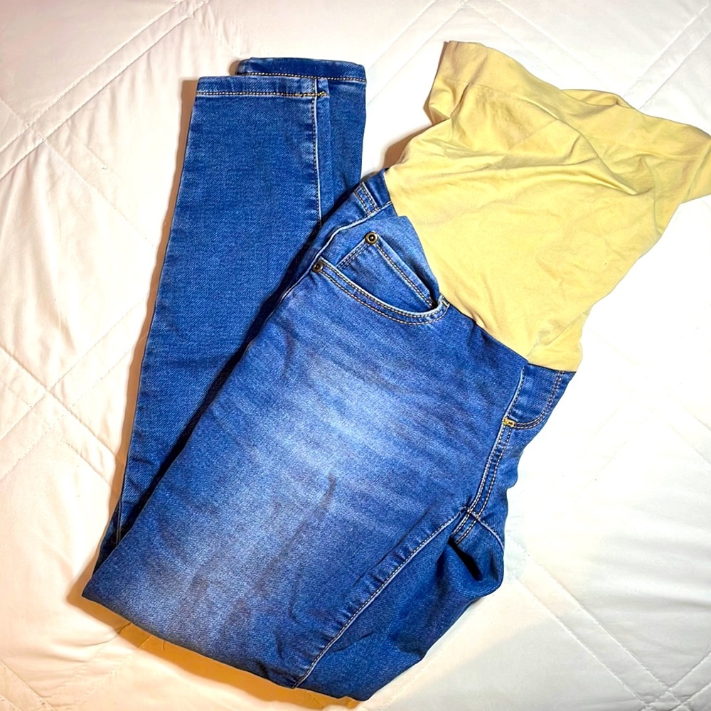 A-glow Maternity Jegging size 4